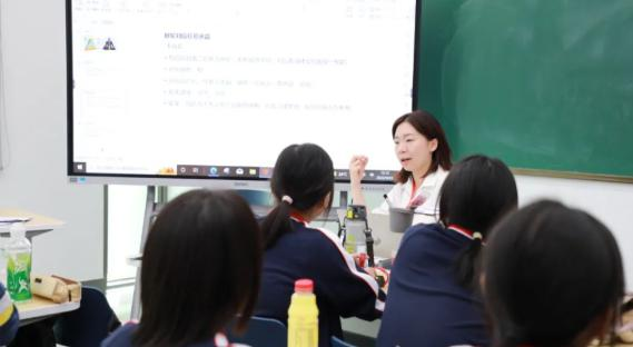 武汉康礼高级中学
