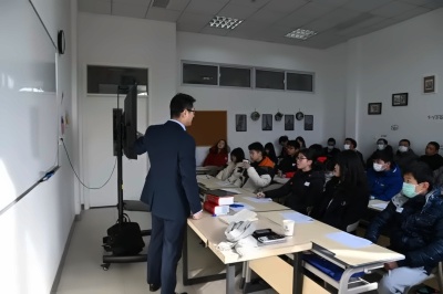 剑桥学霸校长的数学课.jpg