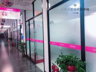 学校走廊