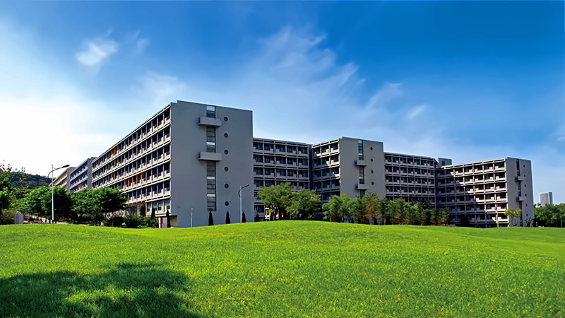 大连外国语大学
