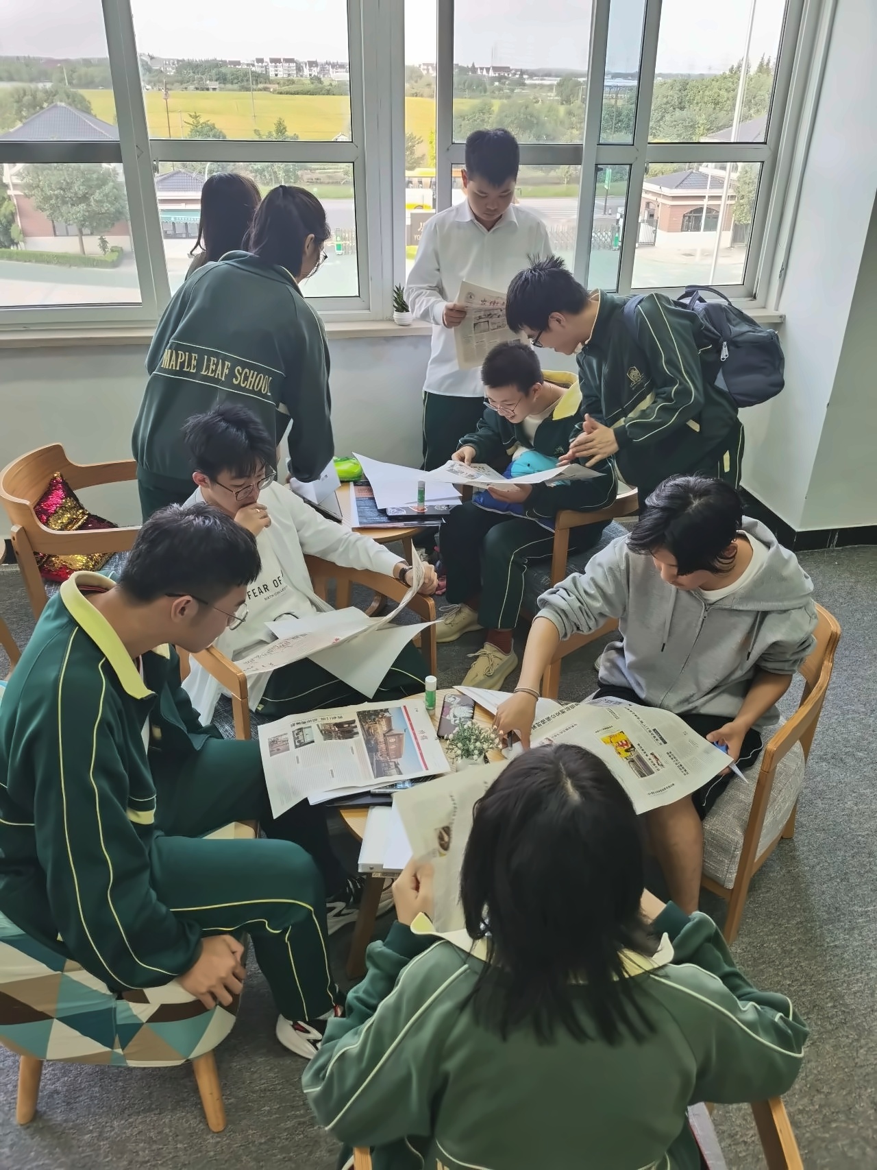 上海枫叶国际学校光影阅读社新学期开幕仪式.jpg