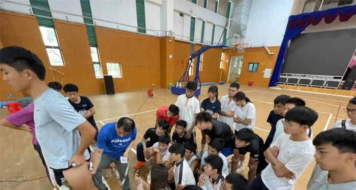 中山火炬开发区理工学校