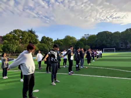 美华学校学生.jpg