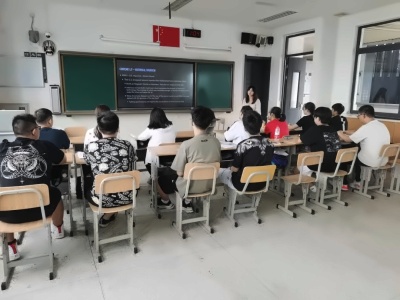 省泰中国际部暑期夏令营.jpg