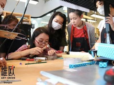 投入创作
