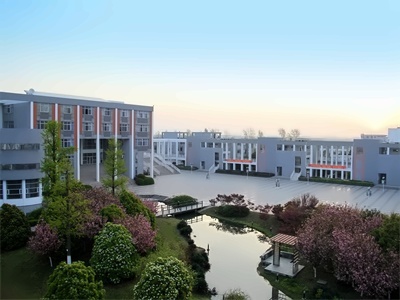 新东方扬州外国语学校