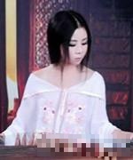 周雯