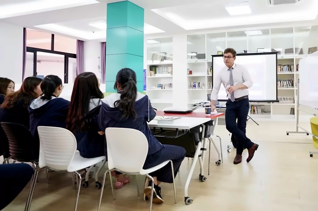 上海诺科学校课堂.jpg