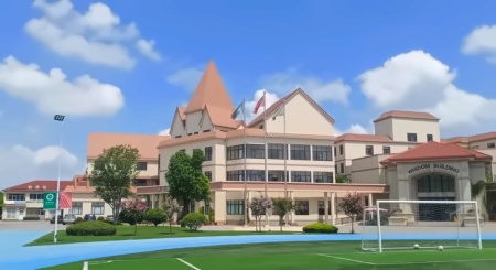 美华威睿达思学校开学典礼.jpg