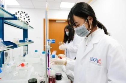 苏州海归子女学校化学课.jpg