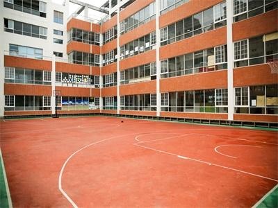 上海虹桥国际外籍人员子女学校