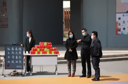 湖州帕丁顿初三开学.jpg