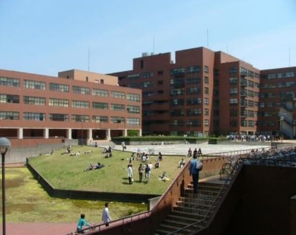 筑波大学