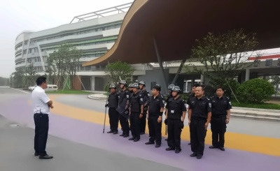 记湖州帕丁顿双语学校反恐防暴演练活动.jpg