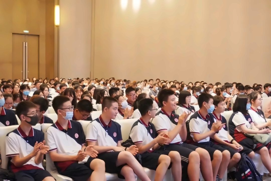 开学典礼.jpg