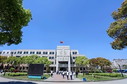 成才国际教育学院
