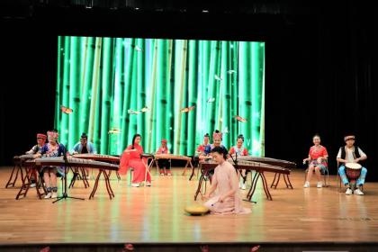 爱尔兰驻上海副总领事与上海托马斯师生共享文学盛宴.jpg