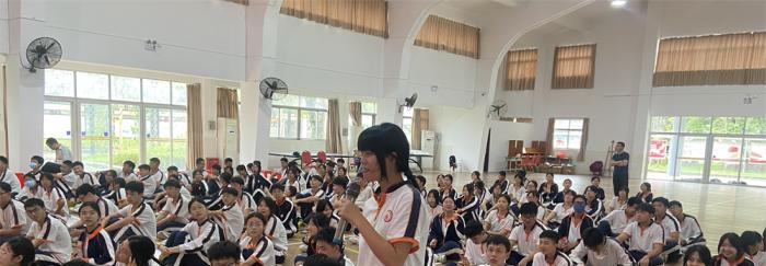 中山火炬开发区理工学校