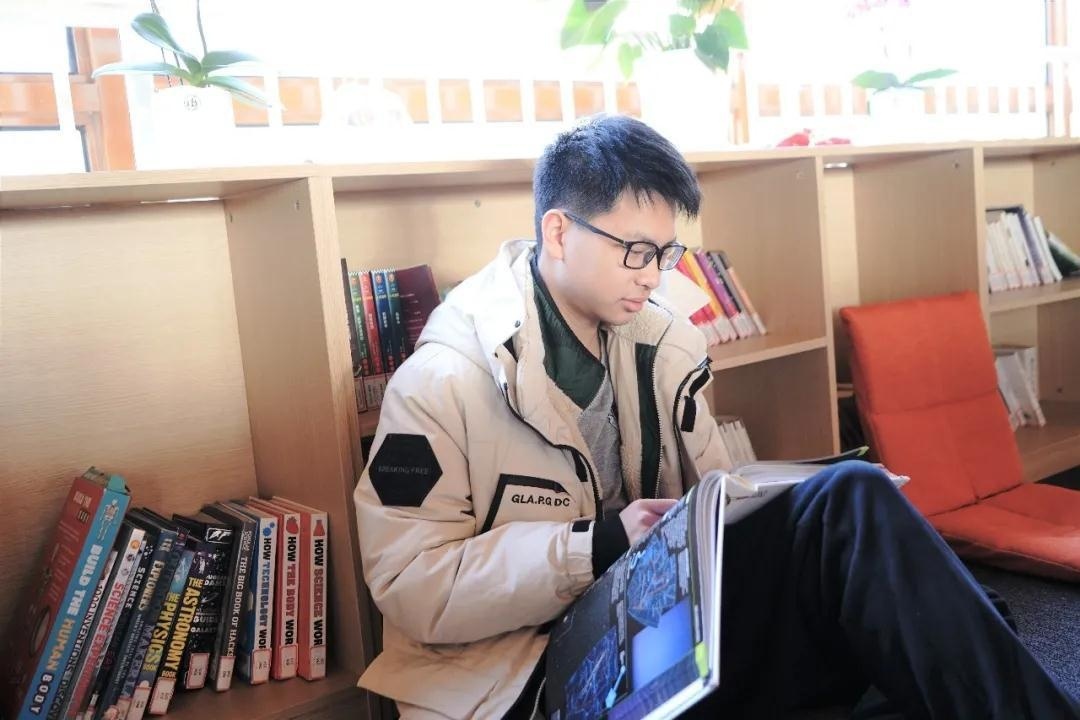 上海德英乐学院