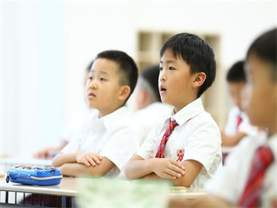 北京德闳学校