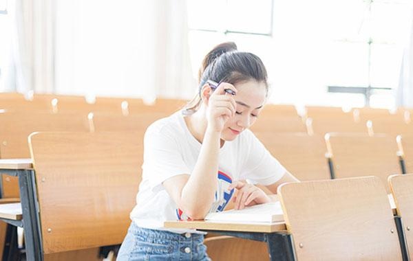 针对学员
