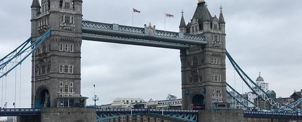 英国