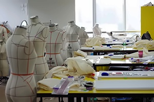 广州莱佛士设计学院服装设计室