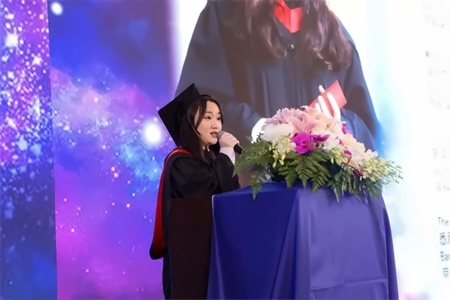 学生代表发言