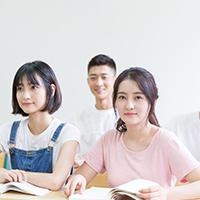 出国者