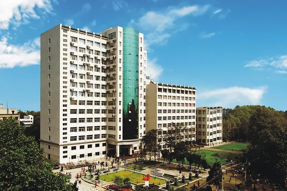 武汉理工大学