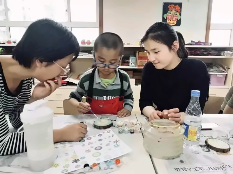 牵手上海.jpg