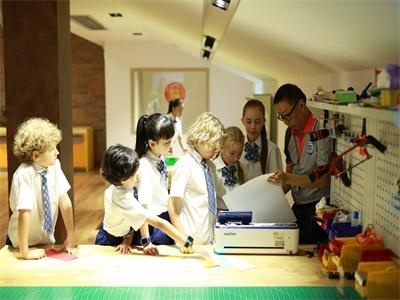 小学部上课实景图