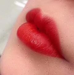 水晶唇