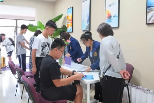 清华志清国际部