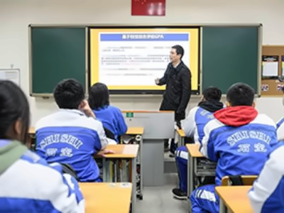 石室北湖国际部AP课程校园环境