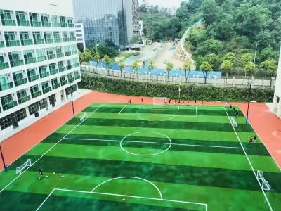深圳曼彻斯通城堡学校操场