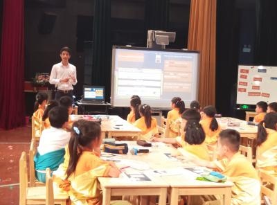 句容碧桂园学校国内课程小学二年级课堂.jpg