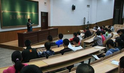 唐山市中学中加国际班