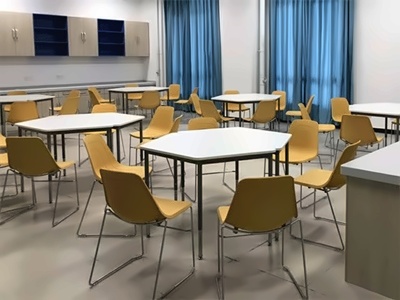 英思德国际公学校园环境