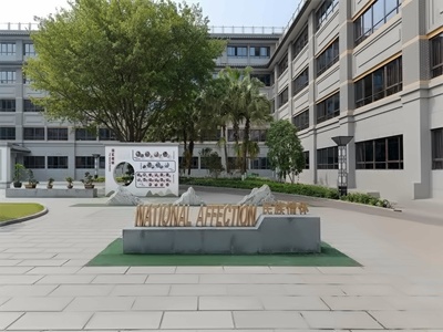 成都外国语学校中加高中校园环境