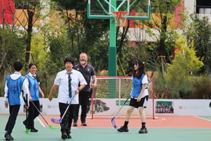 昆明世青学校篮球场