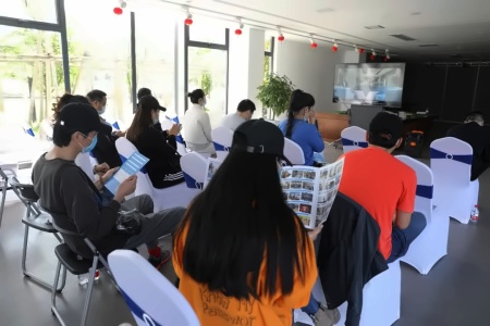 湖州帕丁顿双语小学校长线下见面会.jpg