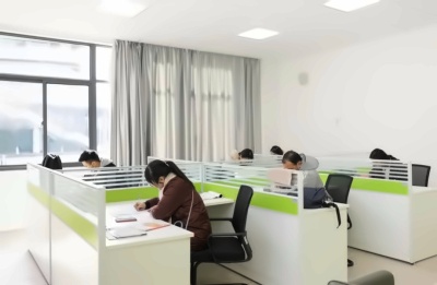 复旦大学、浙江大学等名校优秀硕博士纷纷加盟湖州帕丁顿.jpg