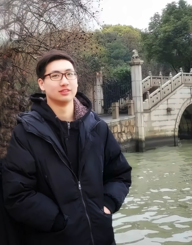 何舟恒同学.jpg