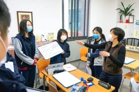 苏州海归学校经济学课堂.jpg