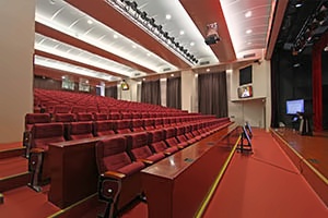 北京王府学校报告厅