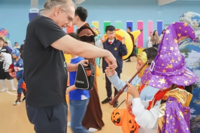 Trick or treat.jpg