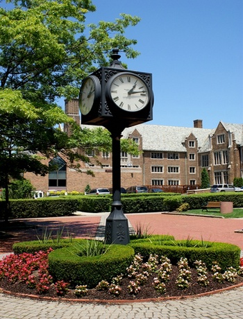 梅西赫斯特大学