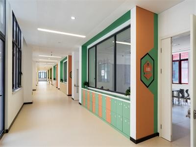教学楼走廊