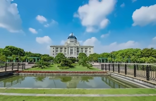 上海外国语大学出国留学
